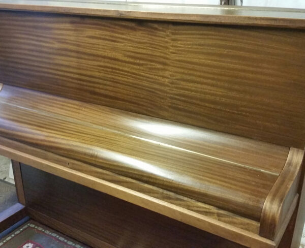 Challen Upright
